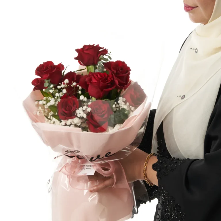 Roza 9 Red Roses Bouquet